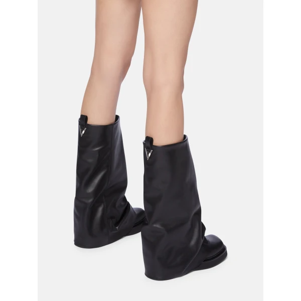 The Attico Robin Combat Boots in Black | Boots | Coveti