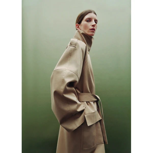 The Frankie Shop Tess Midi Short Trench in Beige, view 2