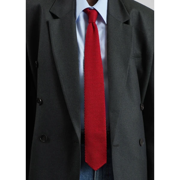 The Frankie Shop Zira Knitted Silk Tie in Red, view 4