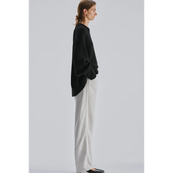The Row Kenton Pant in Off White, view 4