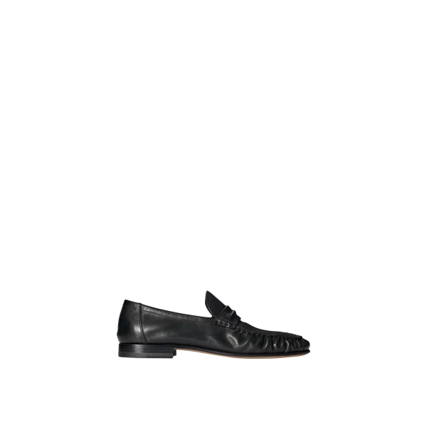Theo Moccasin