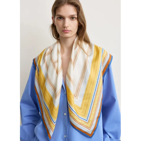 Toteme Collector scarf in Cream / Daffodil, view 2