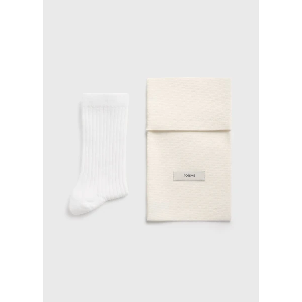 Toteme Crew socks in White, view 2