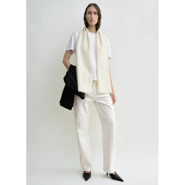 Toteme Light wool scarf in White, view 3