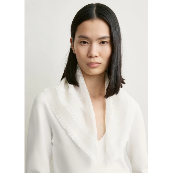 Toteme Monogram crochet cotton scarf in White, view 2