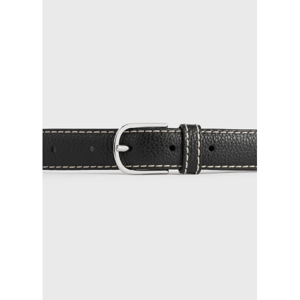 Toteme Slim grained-leather belt in Black, view 5