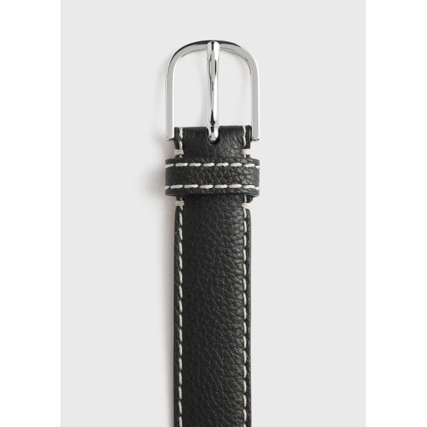 Toteme Slim grained-leather belt in Black, view 6