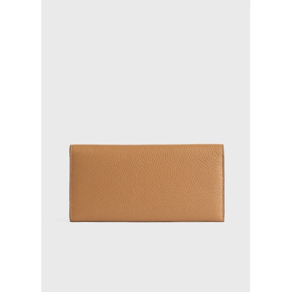 Toteme T-Lock grained-leather wallet in Tan, view 3