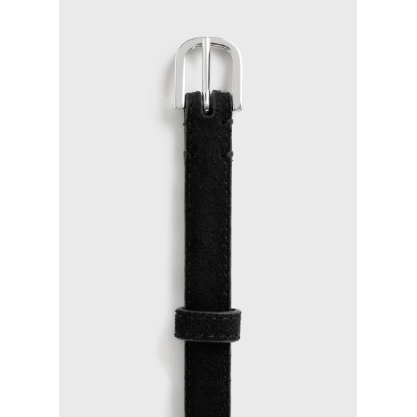 Toteme Thin suede belt in Black, view 4