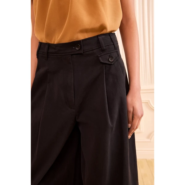 Ulla Johnson Motherwell Wide Leg Trouser in Noir