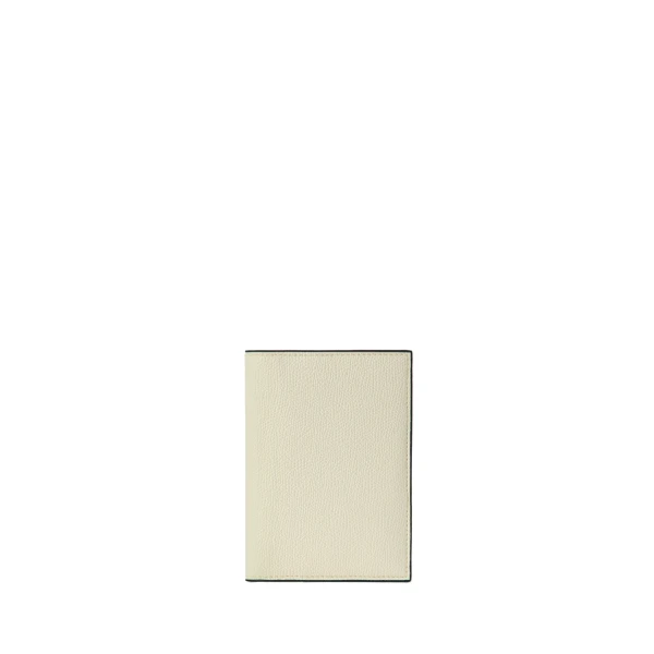 Valextra Passport Holder 3CC in Pergamena White | Wallets & Purses | Coveti