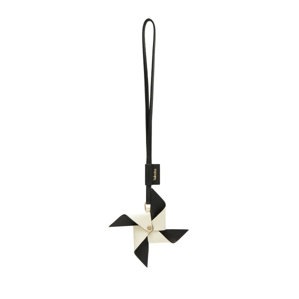 Pinwheel Charm in Black and Pergamena White