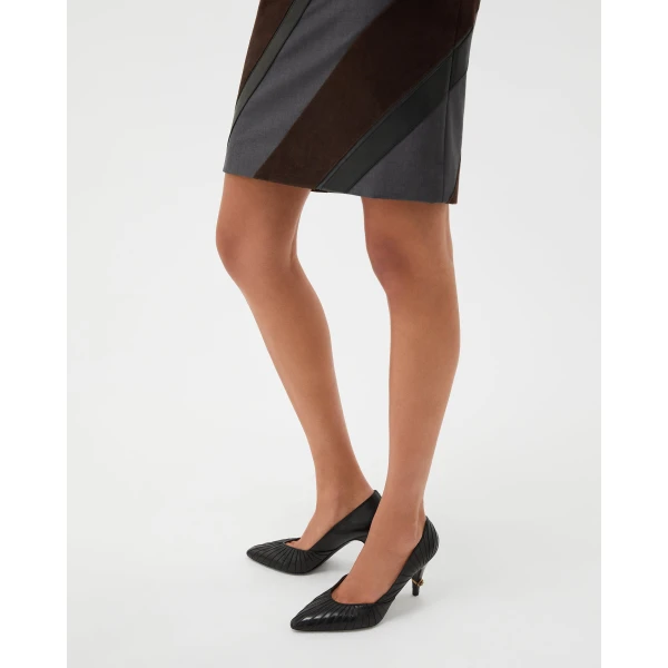 Versace Gianni Leather Pumps 90 mm in Black, view 2 | Heels