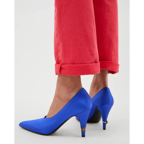 Versace Gianni Satin Pumps 90 mm in Blue, view 2 | Heels