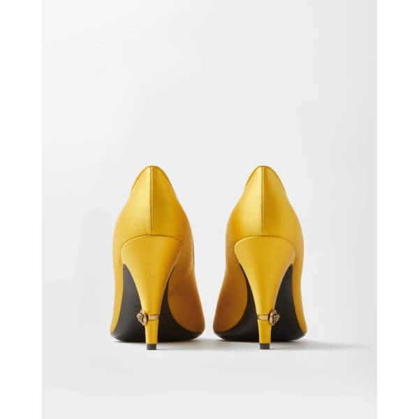 Versace Gianni Satin Pumps 90 mm in Gold, view 4 | Heels
