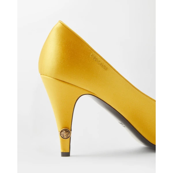 Versace Gianni Satin Pumps 90 mm in Gold, view 6 | Heels