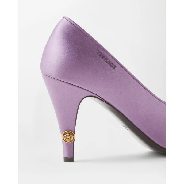 Versace Gianni Satin Pumps 90 mm in Lilac, view 6 | Heels