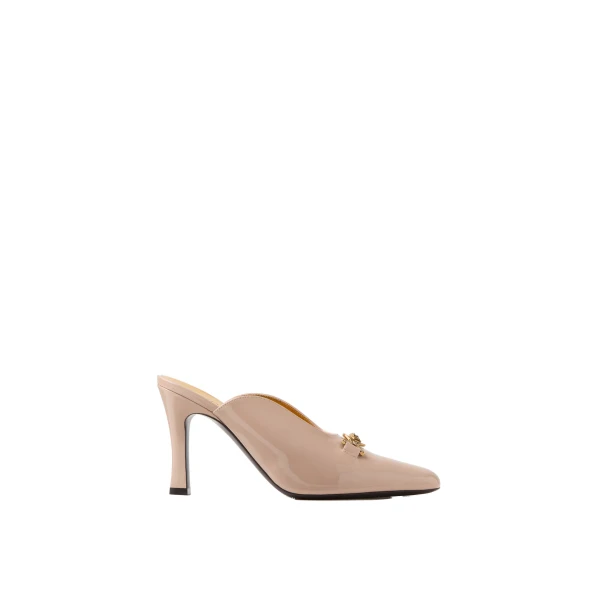 Marisa Patent Mules 90 mm in Beige
