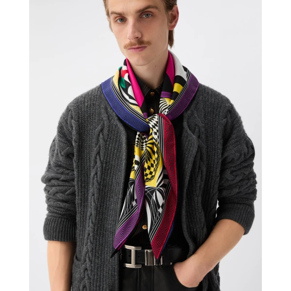 Versace Printed Silk Twill Scarf 90 cm in Teatro Print, view 4 | Scarves