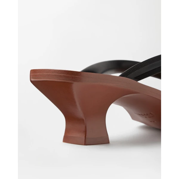 Versace Sophie Rubber Thong Sandals 40 mm in Black, view 6 | Flip Flops & Slides