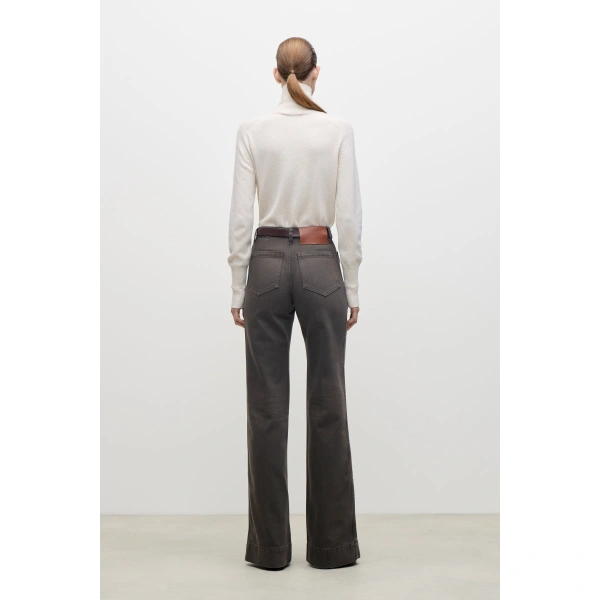 Victoria Beckham Alina Jean in Fossil Grey | Jeans | Coveti, view 5