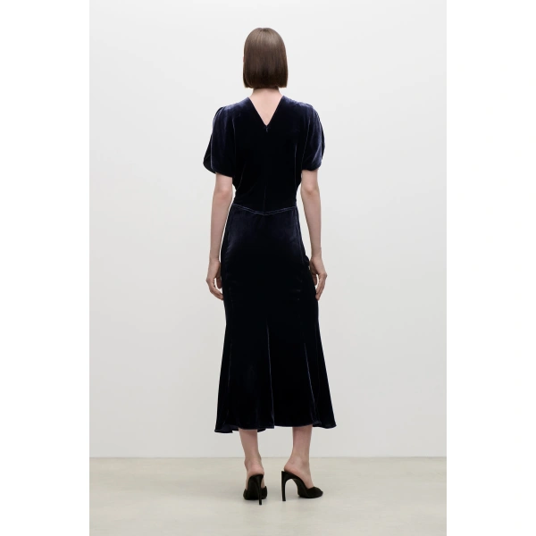 Victoria Beckham Bela Midi Dress in Navy | Midi Dresses | Coveti, view 4
