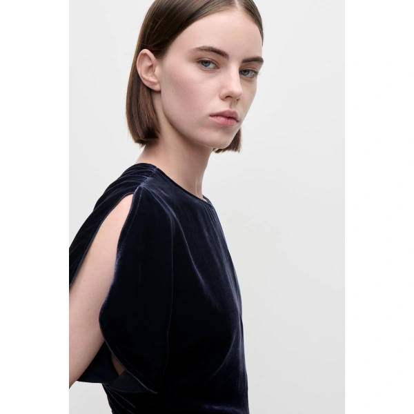 Victoria Beckham Bela Midi Dress in Navy | Midi Dresses | Coveti, view 6