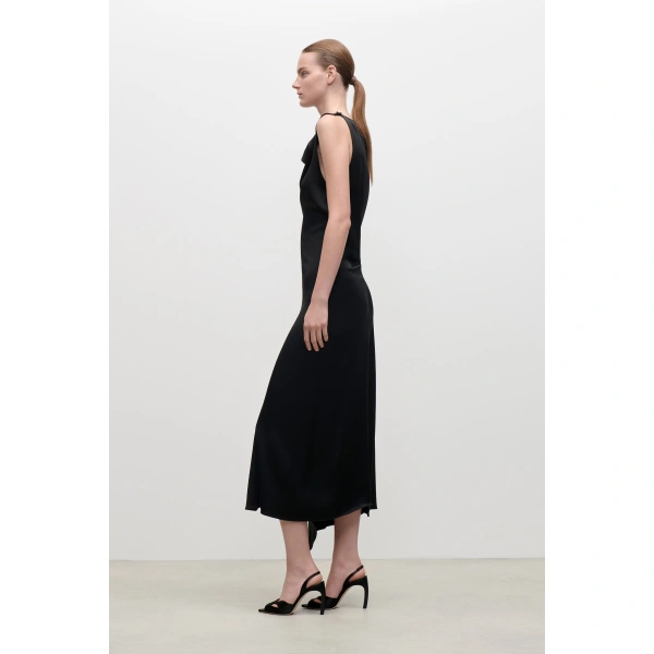 Victoria Beckham Draped Tailored Midi Dress in Black | Midi Dresses | Coveti, view 3