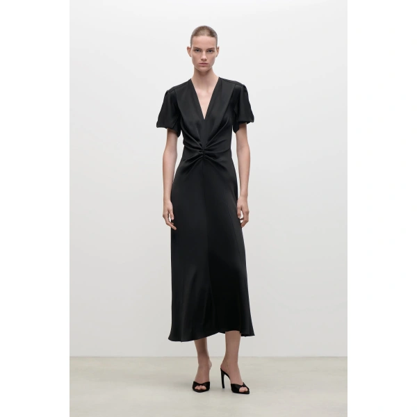 Victoria Beckham Eve Midi Dress in Black | Midi Dresses | Coveti, view 2
