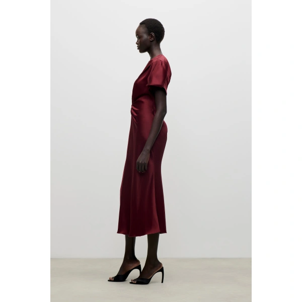 Victoria Beckham Eve Midi Dress in Burgundy | Midi Dresses | Coveti, view 3