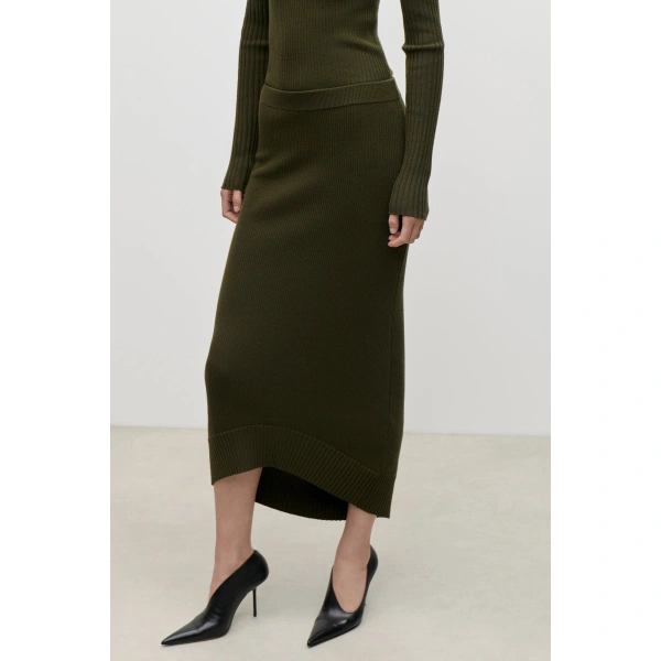 Victoria Beckham Fitted Skirt in Marsh Green | Pencil Skirts | Coveti, view 5