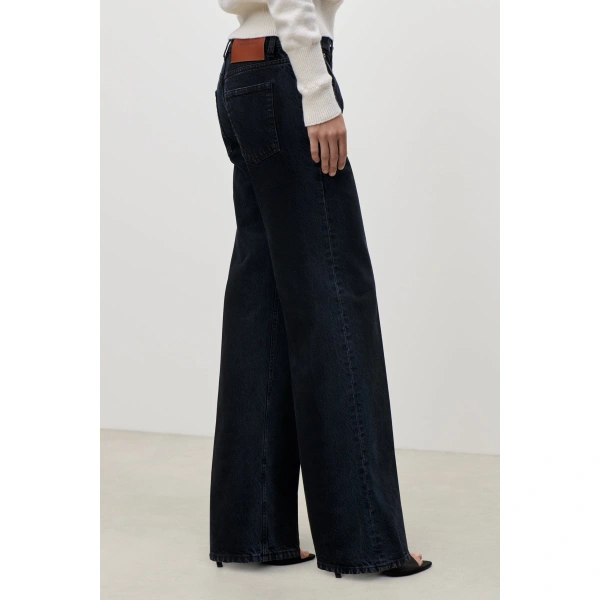 Victoria Beckham Gigi Jean in Ink Blue | Jeans | Coveti, view 6