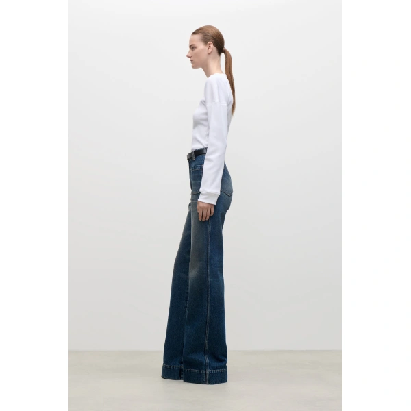 Victoria Beckham Hazel Top in White | Long Sleeve Tops | Coveti, view 3