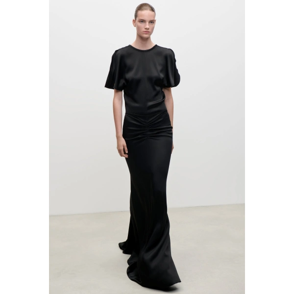 Victoria Beckham Isabella Skirt in Black | Midi Skirts | Coveti, view 5