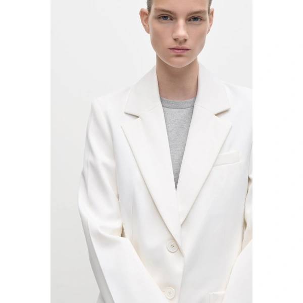 Victoria Beckham Katherine Jacket in Ivory | Blazers | Coveti, view 5