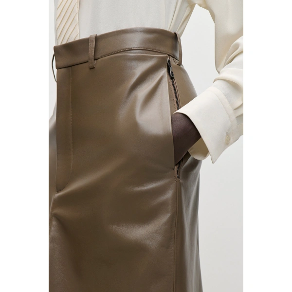 Victoria Beckham Kick Detail Leather Skirt in Tree Bark | Leather Skirts | Coveti, view 5