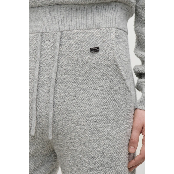 Victoria Beckham Klara Jogger in Light Grey | Sweatpants | Coveti, view 5