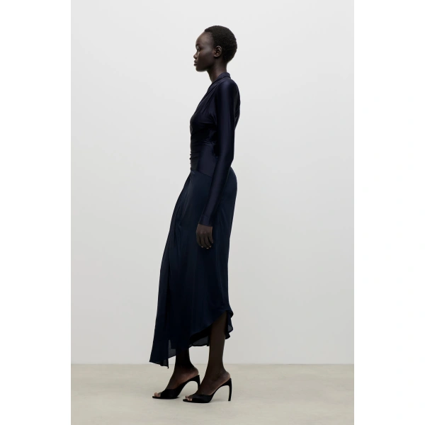 Victoria Beckham Lea Midi Dress in Navy | Midi Dresses | Coveti, view 3
