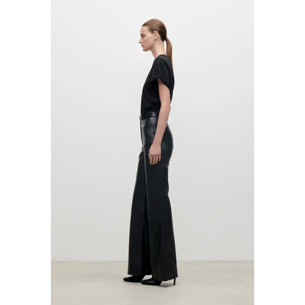 Victoria Beckham Leather Alina Trouser in Black | Leather Pants | Coveti, view 3