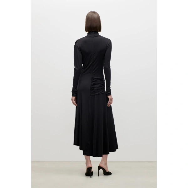 Victoria Beckham Letice Midi Dress in Black | Midi Dresses | Coveti, view 4
