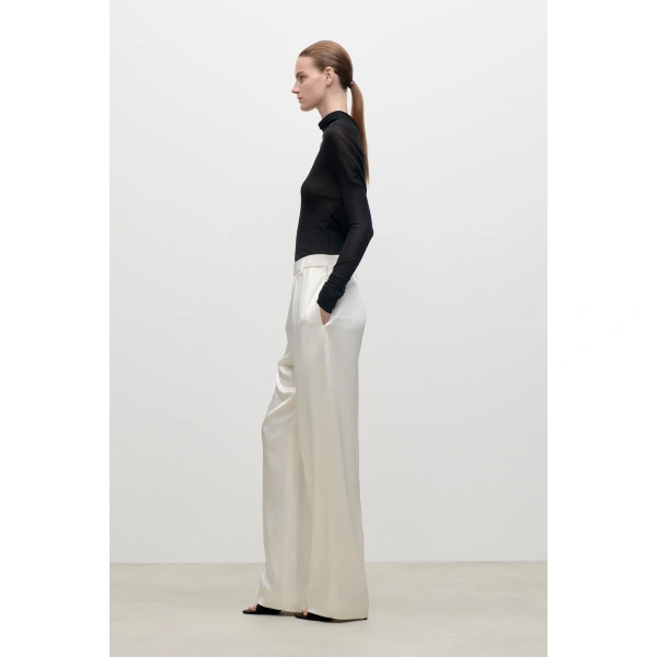 Victoria Beckham Relaxed Curved Leg Trouser in Ivory | Tailored Pants | Coveti, view 3