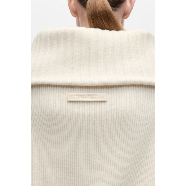 Victoria Beckham Wide Collar Jumper in Ivory | Sweaters | Coveti, view 5