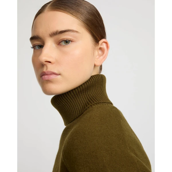 Yves Salomon Knitted Turtleneck Sweater in Khaki | Turtlenecks | Coveti