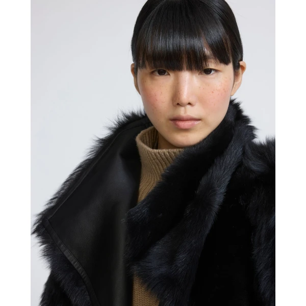 Yves Salomon Reversible Short Toscana Lambskin Shearling Jacket in Black | Shearling Jackets | Coveti