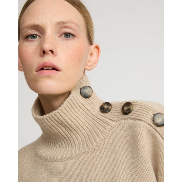 Yves Salomon Short Oversized Knitted Jumper in Beige | Sweaters | Coveti