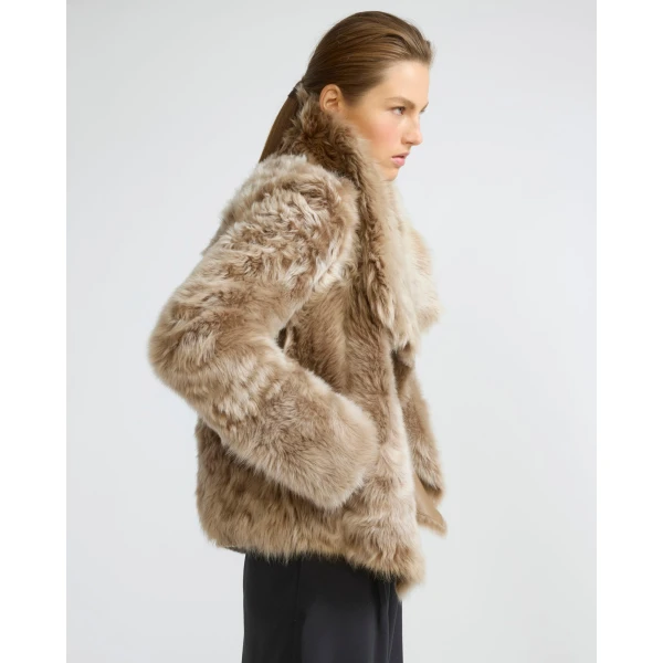 Yves Salomon Short Toscana Lambskin Jacket in Camel | Shearling Jackets | Coveti