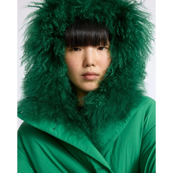 Yves Salomon Short Ultra-Light Down Jacket with Curly Lambskin Trim in Green | Jackets | Coveti