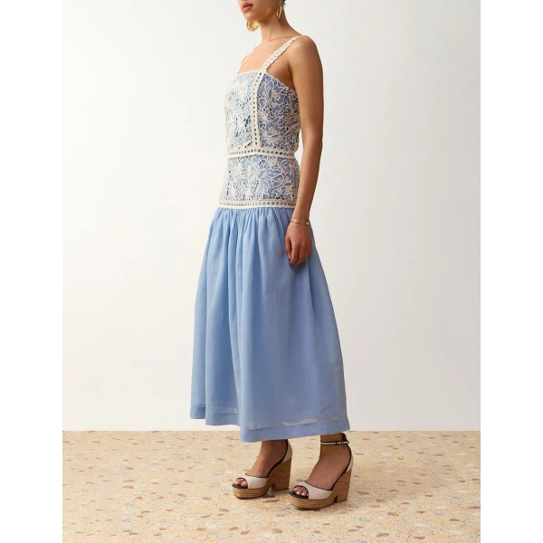 Blue dresses