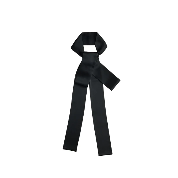 Satin Cady Neck Scarf in Black