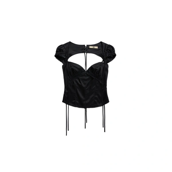 Beth Blouse in Black